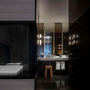 Premier King Suite